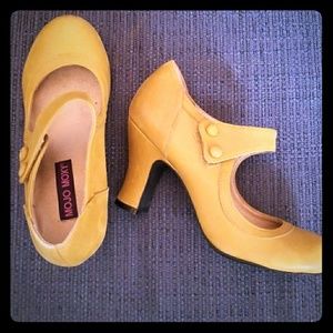 Mojo Moxy heels